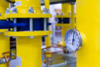Liquid natural gas cylinders