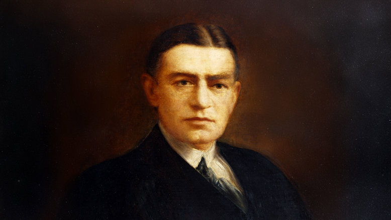 Shackleton Face Ernest Shackleton: South Pole expeditions and Endurance