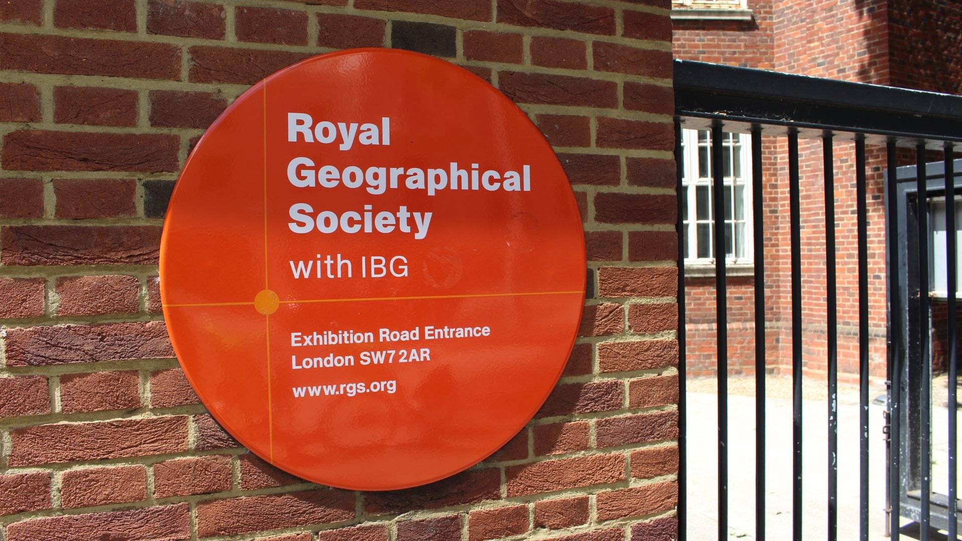Rgs Sign Royal Geographical Society honours top geographers - RGS