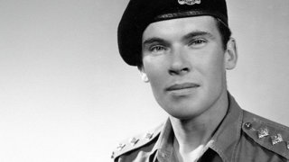 Black and white headshot of Phillip Robinson in military uniform.