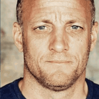 Headshot of Martin Hartley.