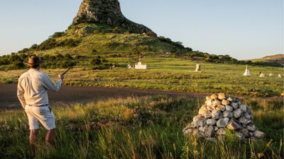 Anglo-Zulu War battlefield background.