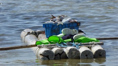 Items on float on water.